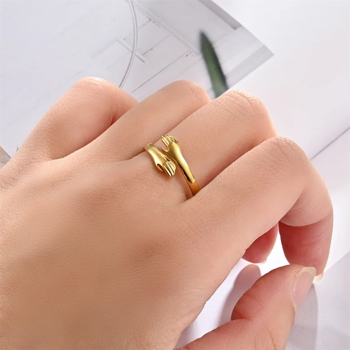 Fashion Hand Hug Rings Women Stainless Steel Gold Silver Color Adjustable Couple Finger Ring Jewelry For Lovers Valentine's Day